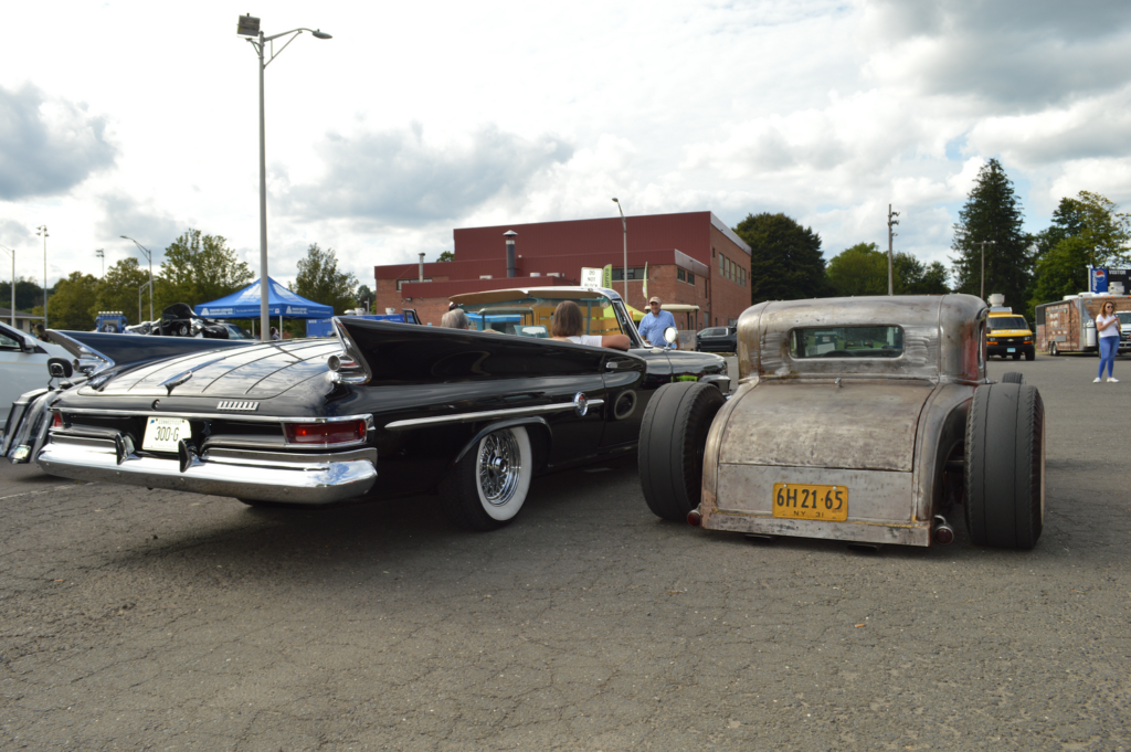 Welcome to the Danbury War Memorial Car & Truck Festival - Danbury War ...