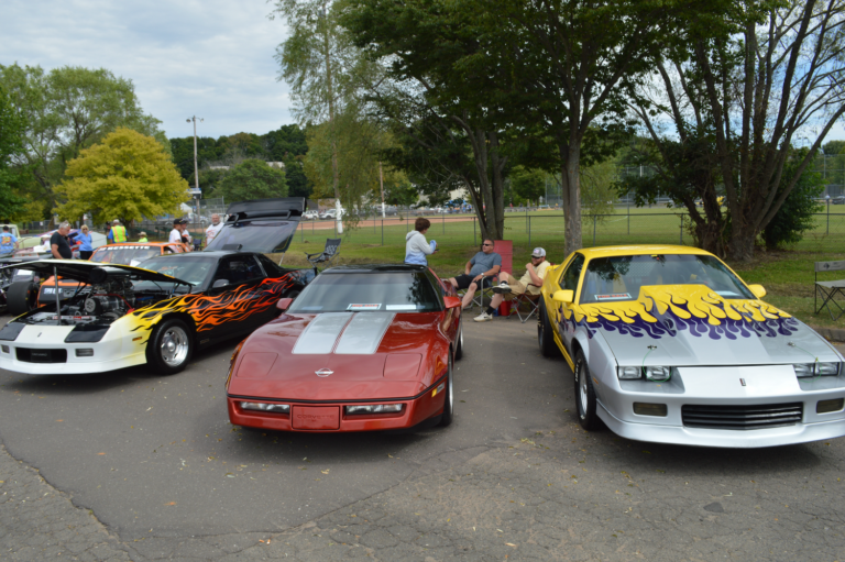 to the Danbury War Memorial Car & Truck Festival Danbury War